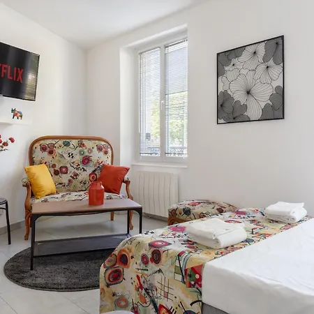 Travel Homes - L'Alsacien, Pres De La Ville Mulhouse Exterior photo
